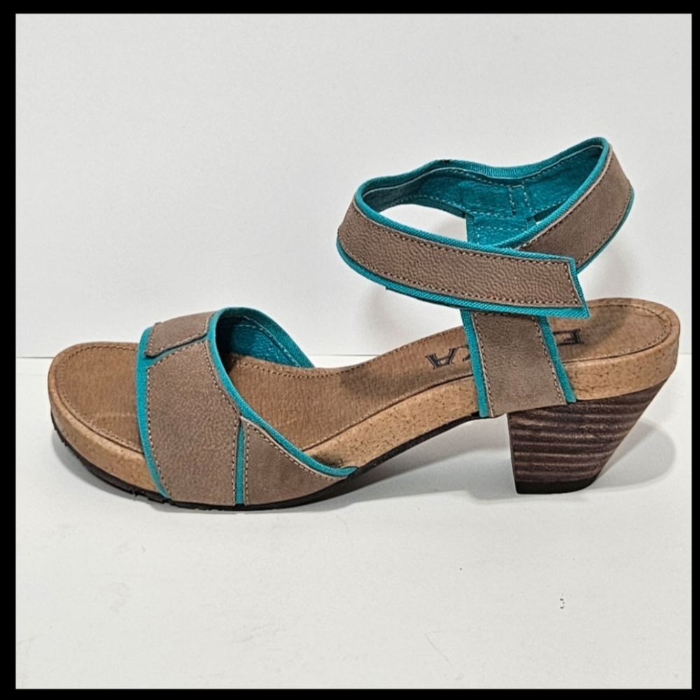 Esska Leather Sandals NIB Brown/Teal, Super Comfy, Super Cute! Sz 6